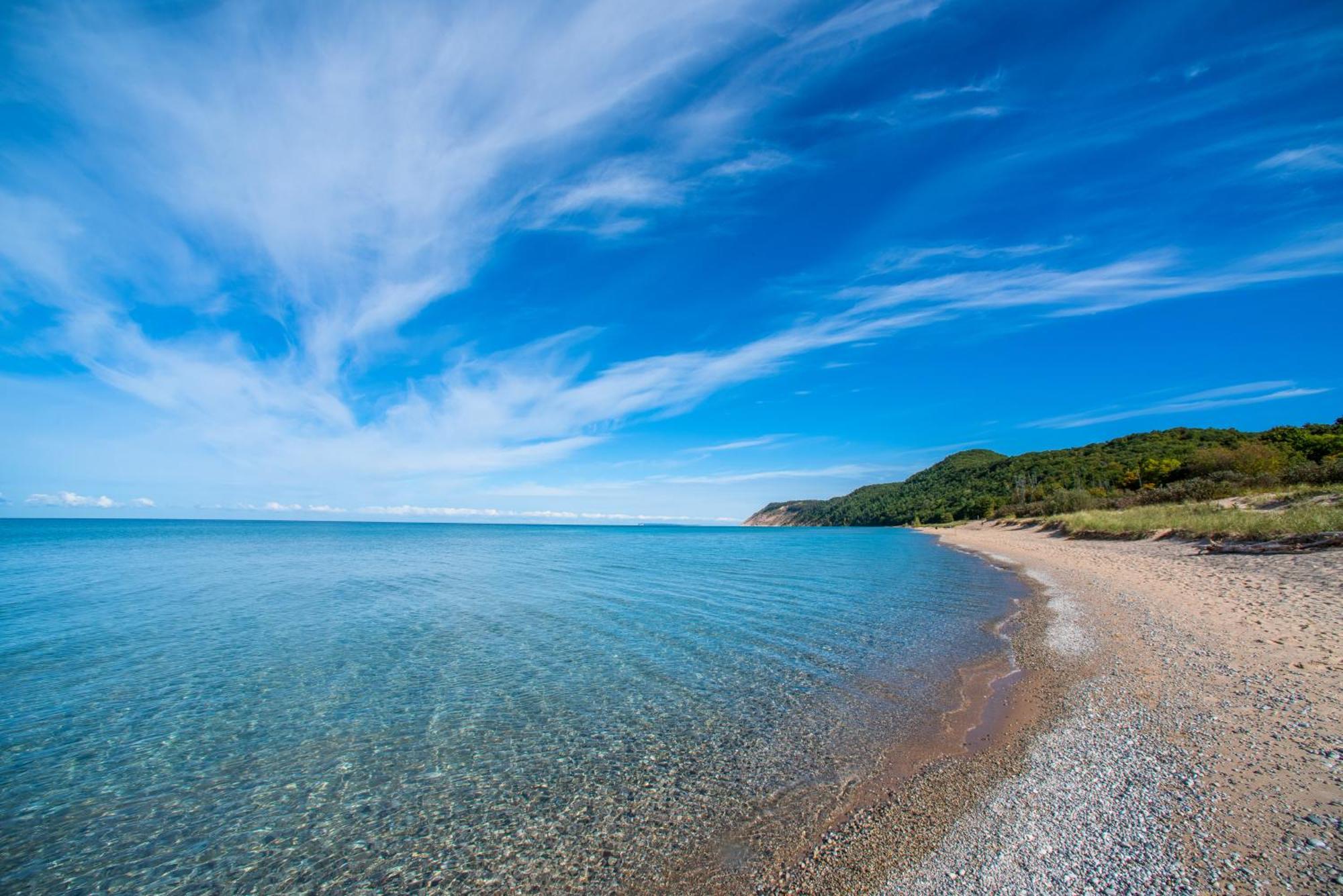 New Listing Beach Bliss 211! Stunning Bay View Traverse City Exterior foto